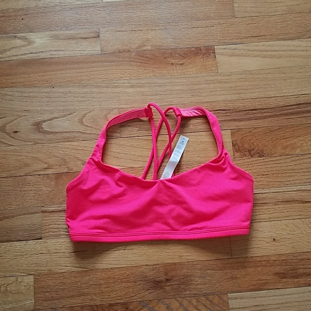 NWOT Lululemon strappy bra